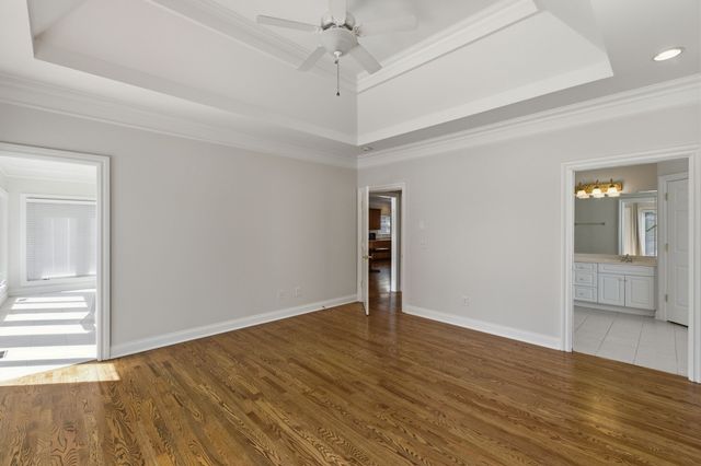 1046 Isaac Franklin Dr, Gallatin, TN 37066