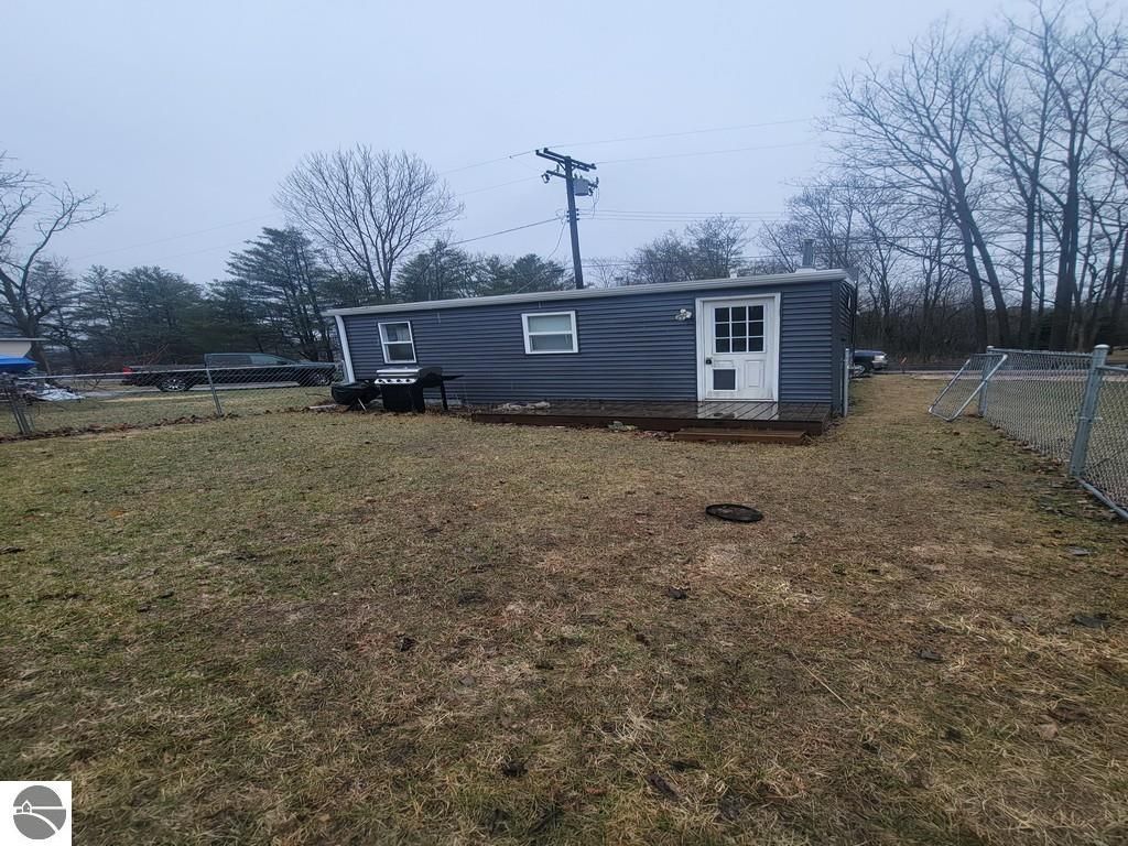 Image 15 of property listing at 124 N Wheeler, Oscoda, MI 48750