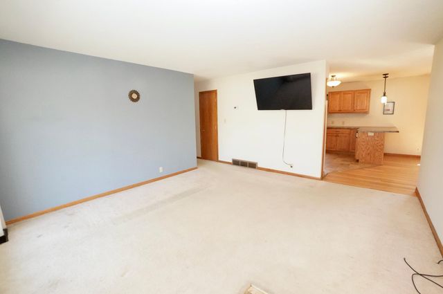 1001 16th Street SW, Willmar, MN 56201