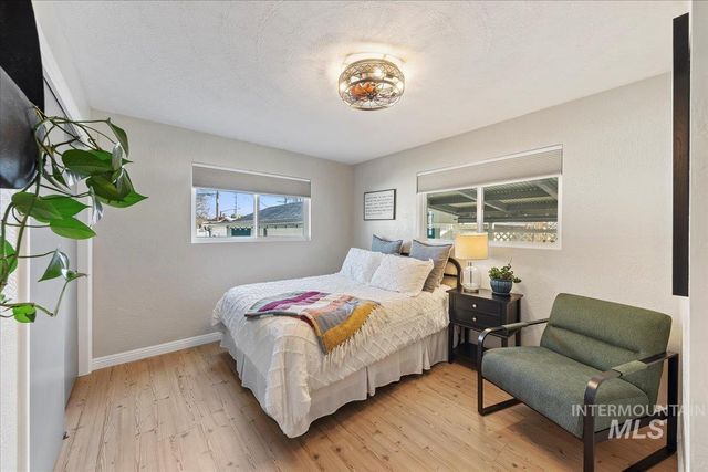 720 S Diamond St, Nampa, ID 83686