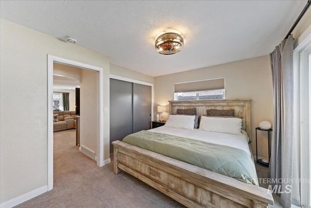 720 S Diamond St, Nampa, ID 83686