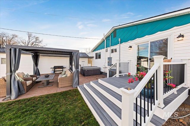 720 S Diamond St, Nampa, ID 83686