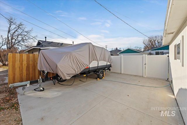 720 S Diamond St, Nampa, ID 83686