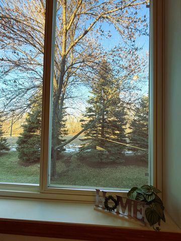 9046 Preserve Trail, Savage, MN 55378