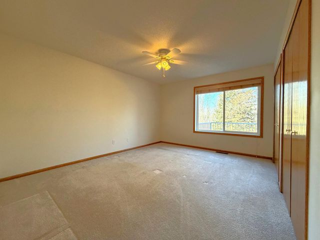 9046 Preserve Trail, Savage, MN 55378