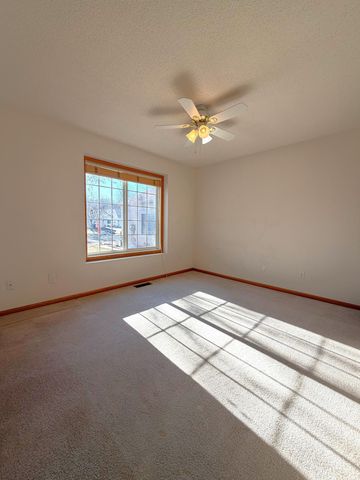 9046 Preserve Trail, Savage, MN 55378