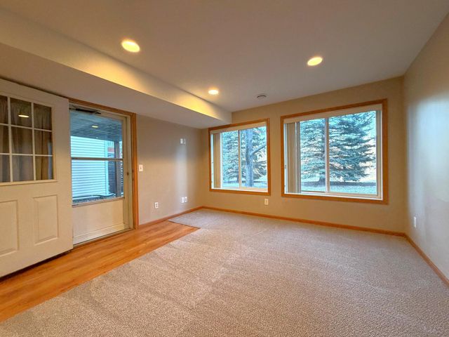 9046 Preserve Trail, Savage, MN 55378