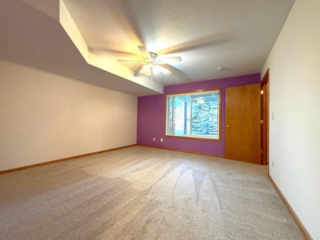 9046 Preserve Trail, Savage, MN 55378