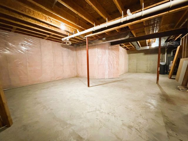 9046 Preserve Trail, Savage, MN 55378