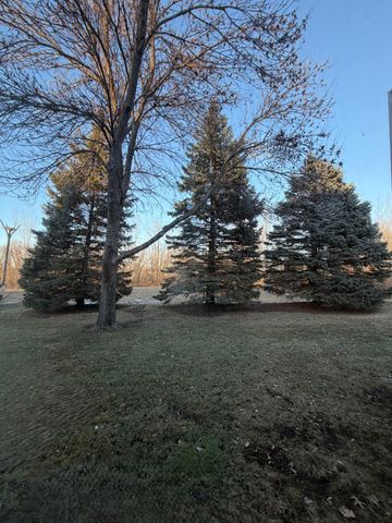 9046 Preserve Trail, Savage, MN 55378