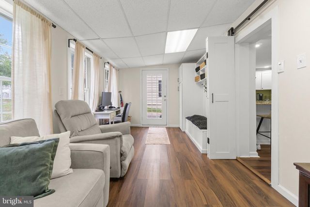 15 N LOCUST AVE, Marlton, NJ 08053