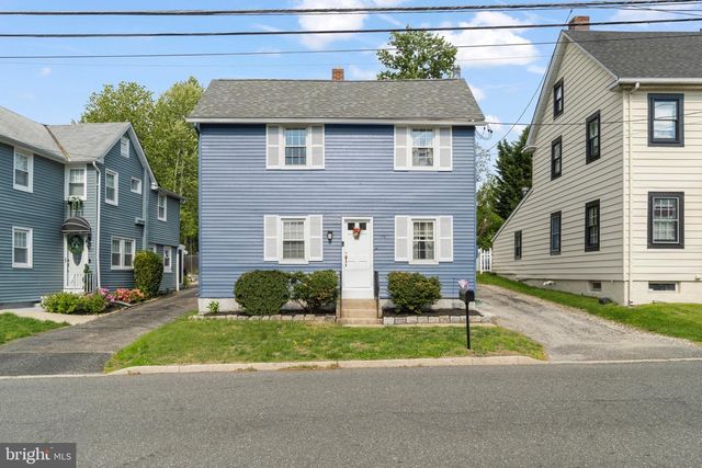 15 N LOCUST AVE, Marlton, NJ 08053