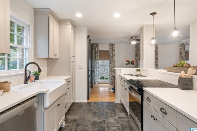 2345 WOODCREEK DRIVE, Hoover, AL 35226