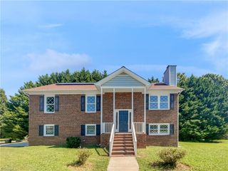 3801 Fig Leaf Court, Greensboro, NC 27406