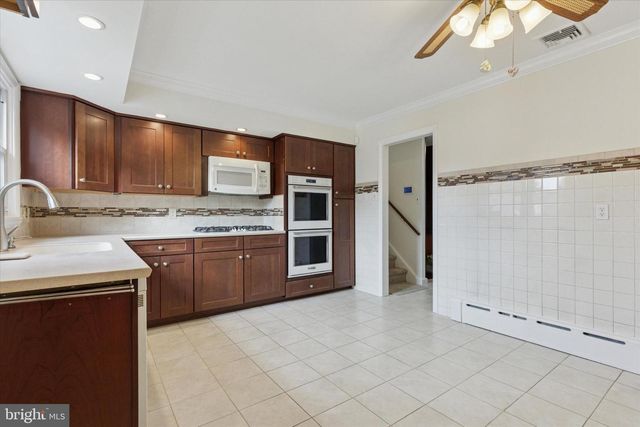 2008 HEMLOCK RD, Jeffersonville, PA 19403