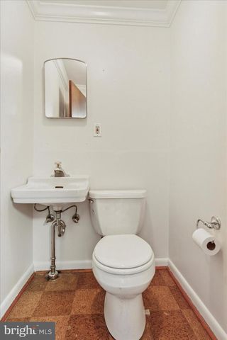 2008 HEMLOCK RD, Jeffersonville, PA 19403