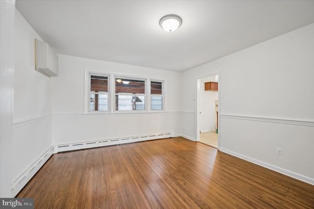 2008 HEMLOCK RD, Jeffersonville, PA 19403