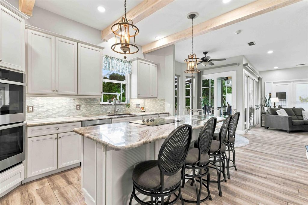 Image 17 of property listing at 4623 4TH AVENUE E, Bradenton, FL 34208