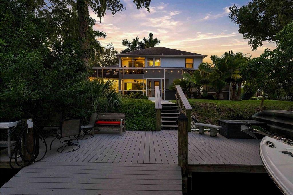 Image 60 of property listing at 4623 4TH AVENUE E, Bradenton, FL 34208