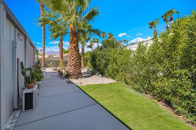 13 Coble Drive, Cathedral City, CA 92234