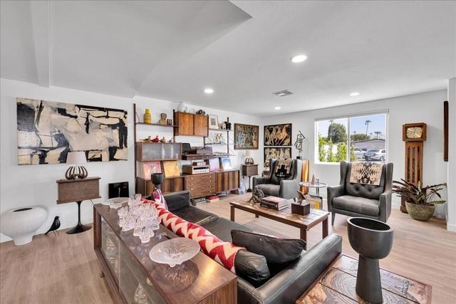13 Coble Drive, Cathedral City, CA 92234