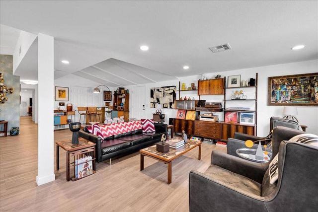 13 Coble Drive, Cathedral City, CA 92234