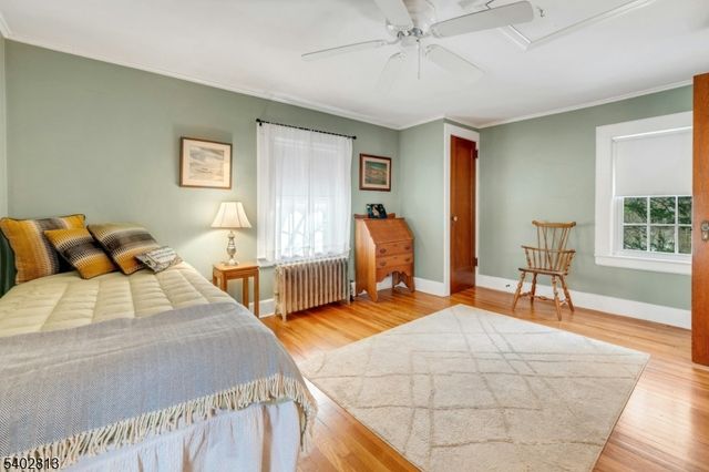 247 Hillside Ave, Chatham Boro, NJ 07928