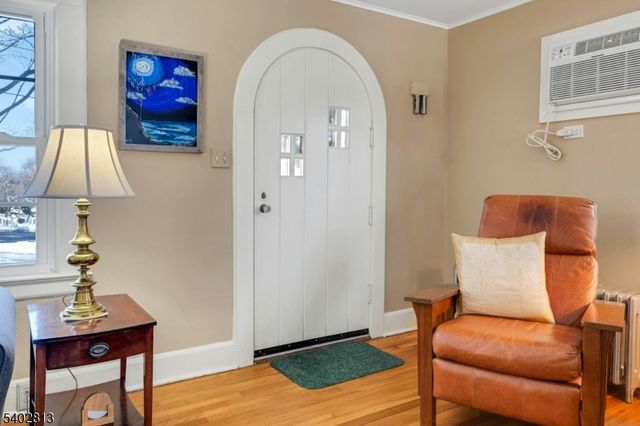 247 Hillside Ave, Chatham Boro, NJ 07928