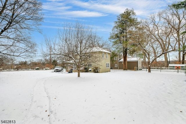 247 Hillside Ave, Chatham Boro, NJ 07928