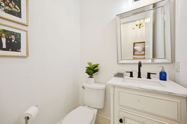 8500 Normandy Way, Argyle, TX 76226