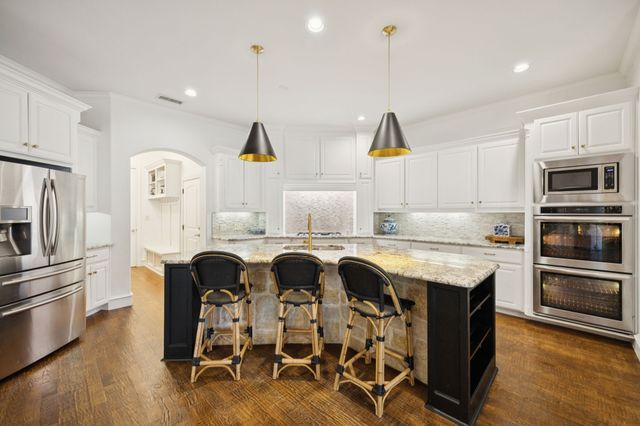 8500 Normandy Way, Argyle, TX 76226