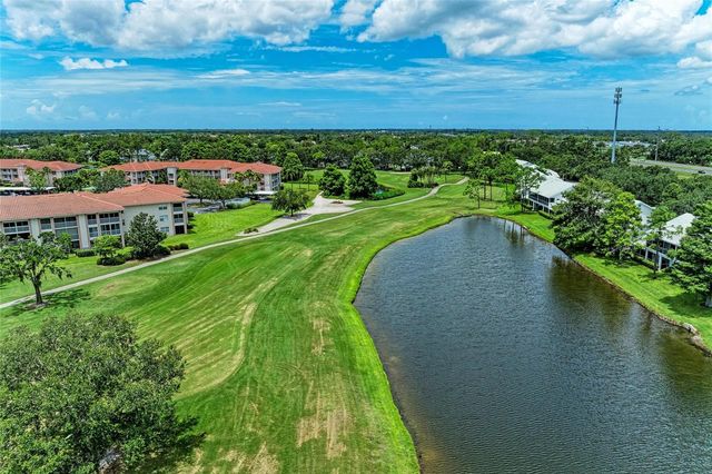 6618 PINEVIEW TERRACE 6618, Bradenton, FL 34203