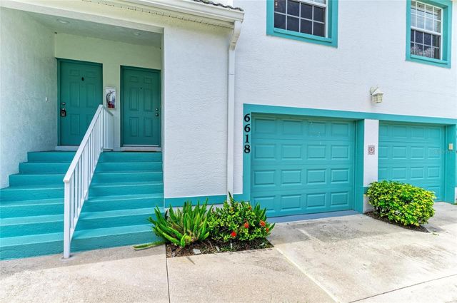 6618 PINEVIEW TERRACE 6618, Bradenton, FL 34203