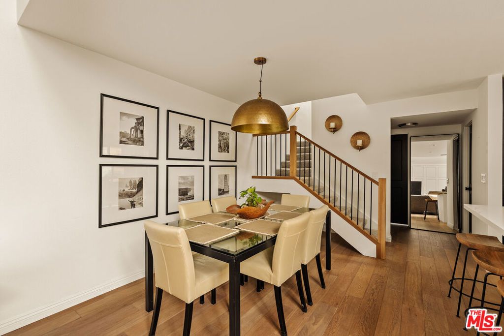 Image 7 of property listing at 1333 Park Plaza Drive, Long Beach, CA 90804