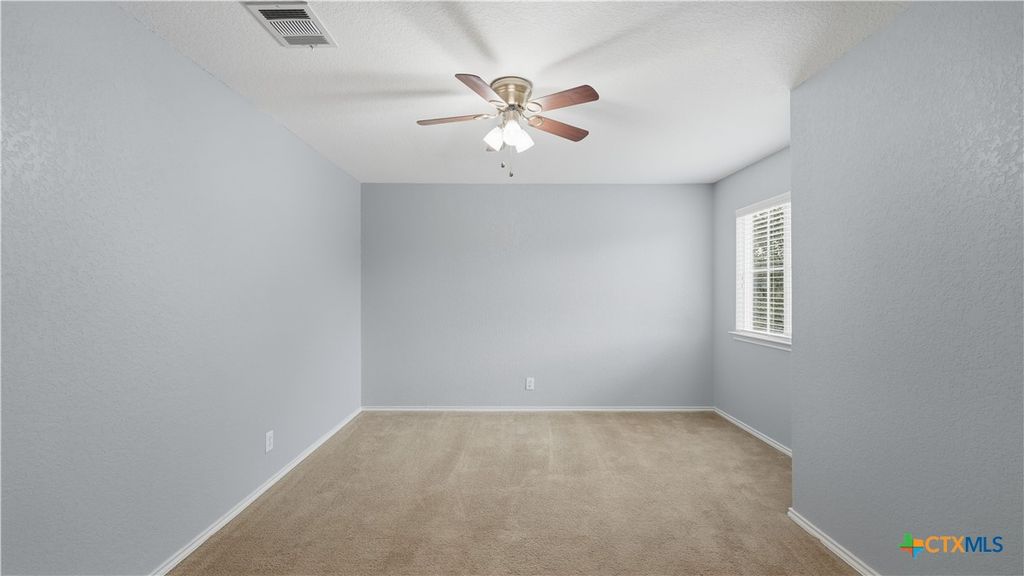 Image 18 of property listing at 716 Hollow Ridge, Schertz, TX 78108
