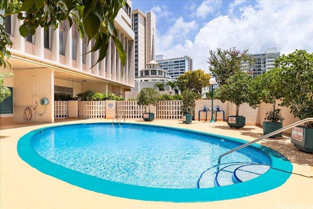 750 Kaheka Street 406, Honolulu, HI 96814