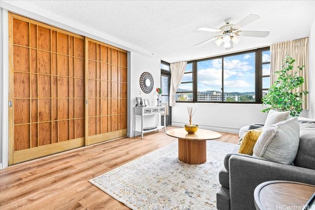 750 Kaheka Street 406, Honolulu, HI 96814