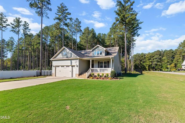 50 Highclere Lane, Selma, NC 27576