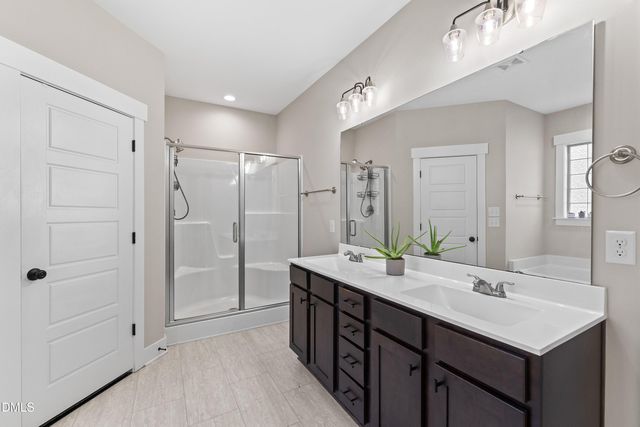50 Highclere Lane, Selma, NC 27576