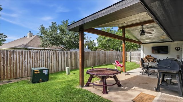 3924 Tranquil Path Drive, College Station, TX 77845