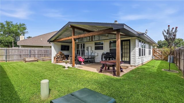 3924 Tranquil Path Drive, College Station, TX 77845