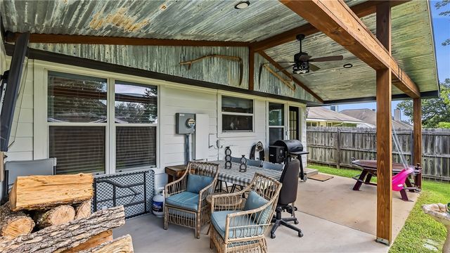 3924 Tranquil Path Drive, College Station, TX 77845