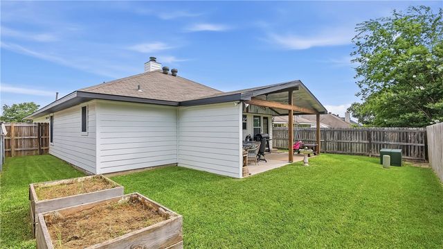 3924 Tranquil Path Drive, College Station, TX 77845