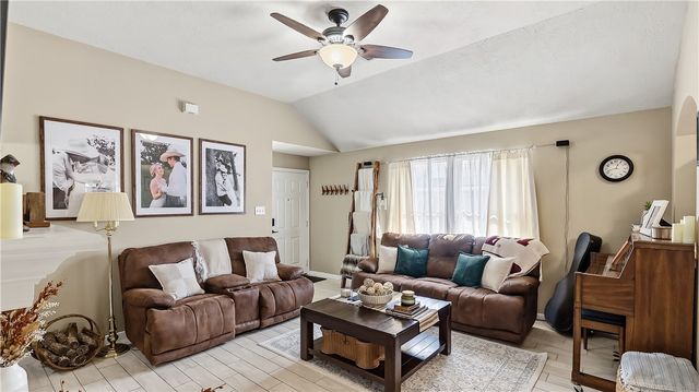 3924 Tranquil Path Drive, College Station, TX 77845
