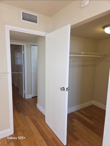 1800 SW 81st Ave 1417, North Lauderdale, FL 33068