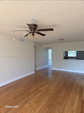 1800 SW 81st Ave 1417, North Lauderdale, FL 33068