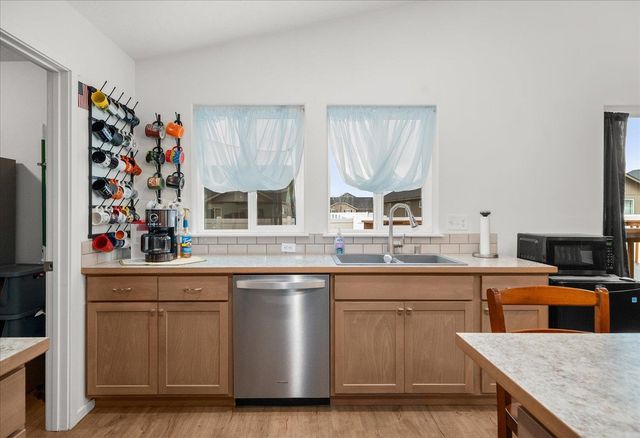 12836 W 2nd Ave, Airway Heights, WA 99001