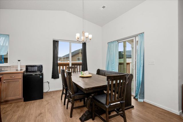 12836 W 2nd Ave, Airway Heights, WA 99001