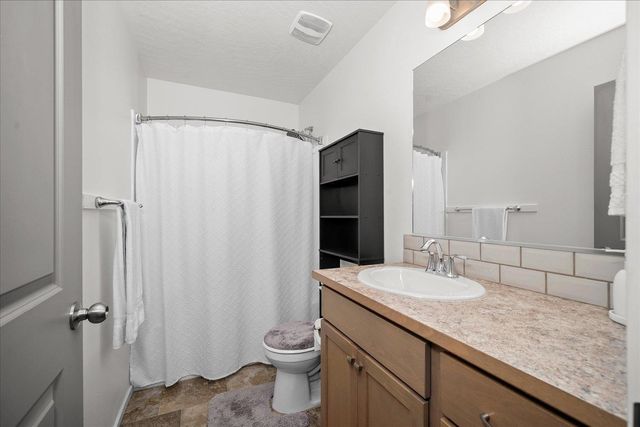 12836 W 2nd Ave, Airway Heights, WA 99001