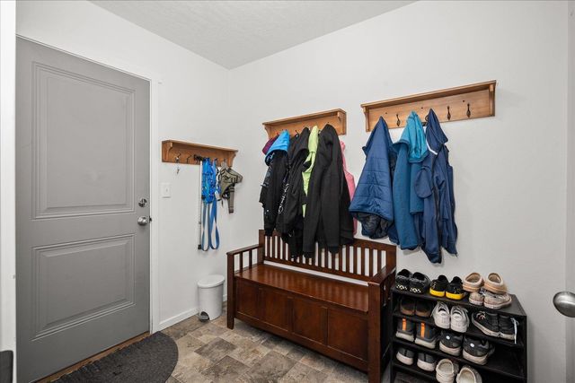 12836 W 2nd Ave, Airway Heights, WA 99001